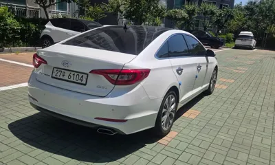 Hyundai Sonata 2015, 147901 км, за 6279.75 USD