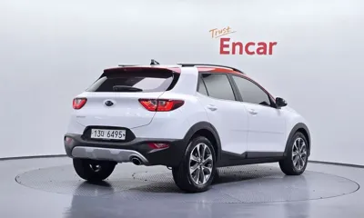 Kia Stonic 2019, 76979 км, за 7687.3 USD