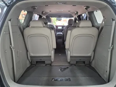 Kia Canival 2019, 149083 км, за 8580.9 USD - фото 17