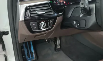 BMW 5-Series 2020, 85426 км, за 18442.64 USD - фото 27