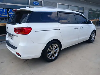 Kia Canival 2019, 74539 км, за 11692.06 USD