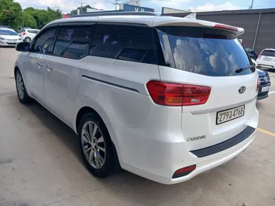 Kia Canival 2019, 74539 км, за 11692.06 USD - фото 6