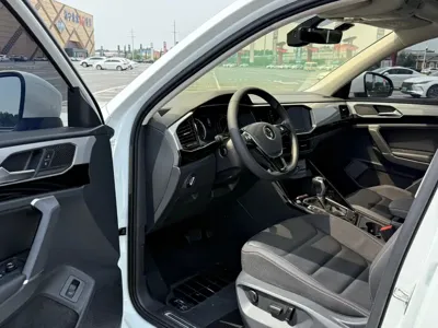 Volkswagen Tayron 2022, 30000 км, за 21396.08 USD - фото 7