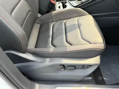 Volkswagen Tayron 2022, 30000 км, за 21396.08 USD - фото 21