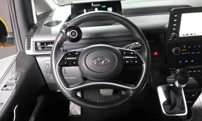 Hyundai Staria 2023, 33259 км, за 20840.4 USD - фото 13