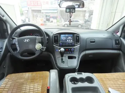 Hyundai Starex 2017, 200000 км, за 4957.7 USD - фото 7