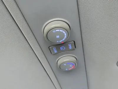 Hyundai Starex 2017, 200000 км, за 4957.7 USD - фото 15