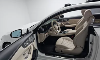 Mercedes-Benz E-Class 2023, 23871 км, за 44139.62 USD - фото 10
