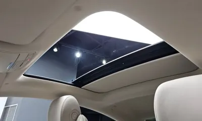 Mercedes-Benz E-Class 2023, 23871 км, за 44139.62 USD - фото 20