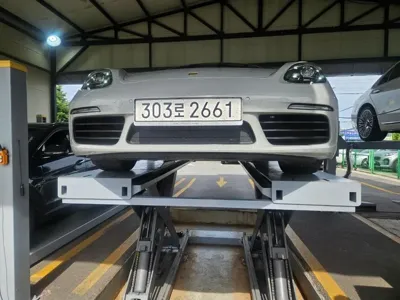 Porsche 718 · 2018 год