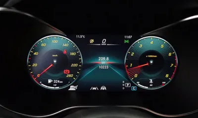Mercedes-Benz GLC-Class 2023, 10223 км, за 34902.19 USD - фото 8