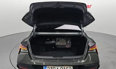 Hyundai Avante 2024, 12268 км, за 16556.28 USD - фото 20
