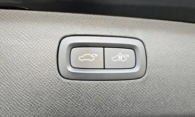Volvo XC90 2023, 37588 км, за 44561.58 USD - фото 20