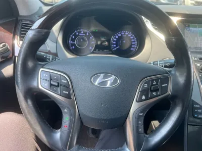 Hyundai Grandeur 2014, 168818 км, за 2625.71 USD