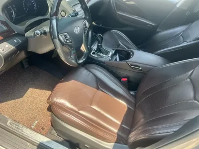 Hyundai Grandeur 2014, 168818 км, за 2625.71 USD - фото 7