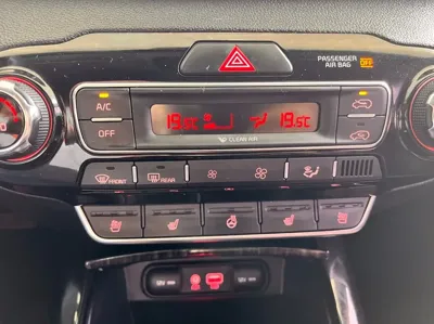 Kia Sorento 2018, 99646 км, за 11270.36 USD - фото 12