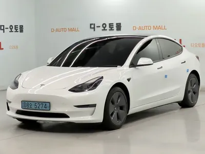 Tesla Model 3 · 2022 год