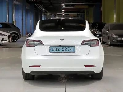 Tesla Model 3 2022, 126763 км, за 17120.58 USD