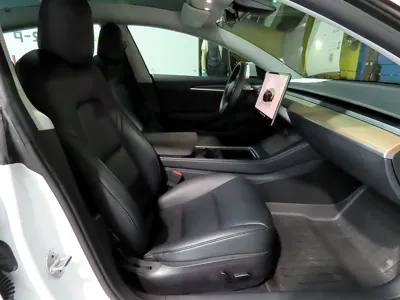 Tesla Model 3 2022, 126763 км, за 17120.58 USD - фото 9