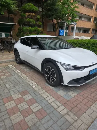 Kia EV6 2024, 63000 км, за 11491.86 USD