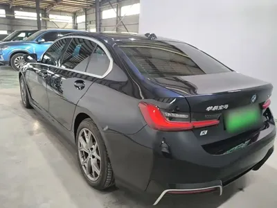 BMW i3 2024, 20400 км, за 20705.3 USD