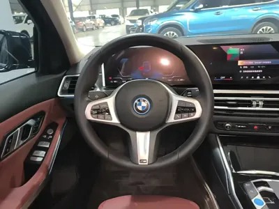 BMW i3 2024, 20400 км, за 20705.3 USD - фото 11