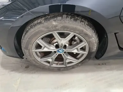 BMW i3 2024, 20400 км, за 20705.3 USD - фото 23
