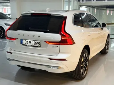 Volvo XC60 2026, 3085 км, за 41354.86 USD