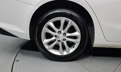 ChevroletGMDaewoo Malibu 2017, 117238 км, за 3708.04 USD