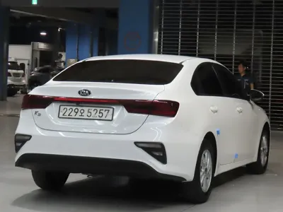 Kia K3 2021, 76351 км, за 9254.37 USD