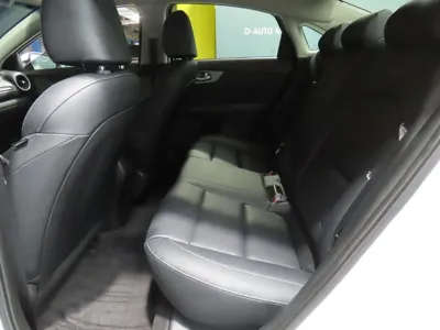Kia K3 2021, 76351 км, за 9189.97 USD - фото 7