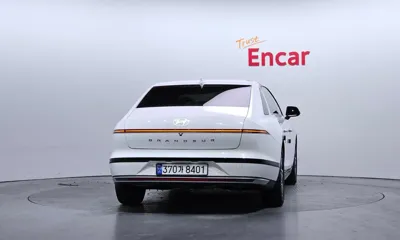 Hyundai Grandeur 2023, 44555 км, за 20425.72 USD