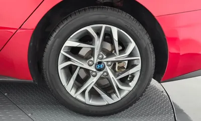 Hyundai Sonata 2020, 32834 км, за 11376.19 USD - фото 21