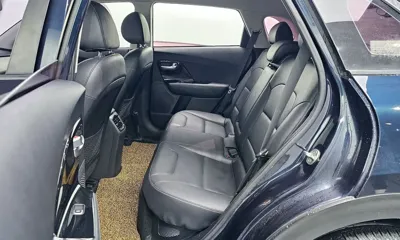 Kia Niro 2018, 97890 км, за 8867.57 USD - фото 11