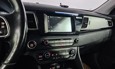 Kia Niro 2018, 97890 км, за 8867.57 USD - фото 18