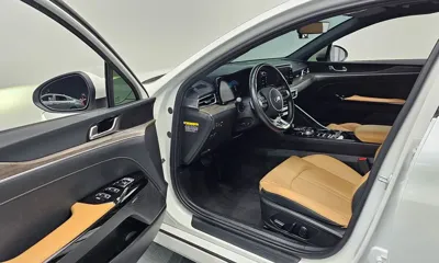 Kia K5 2020, 55462 км, за 16186.69 USD - фото 10