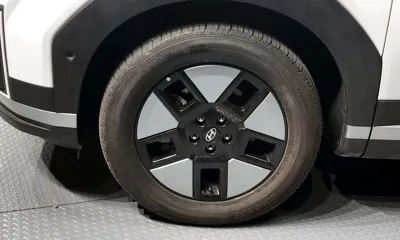 Hyundai Santafe 2024, 30385 км, за 25403.7 USD