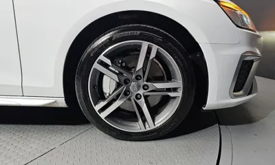 Audi A4 2021, 31432 км, за 19860.91 USD