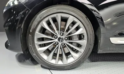 Kia K9 2022, 49510 км, за 24713.79 USD