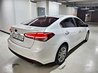 Kia K3 2017, 122581 км, за 5179.16 USD