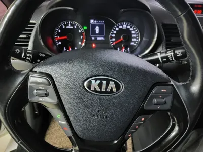 Kia K3 2017, 122581 км, за 5179.16 USD - фото 13