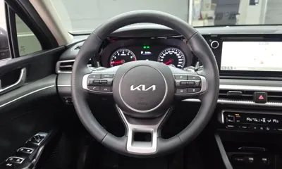 Kia K5 2023, 34300 км, за 22318.5 USD - фото 13