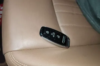Audi e-tron 2019, 64200 км, за 23165 USD - фото 23