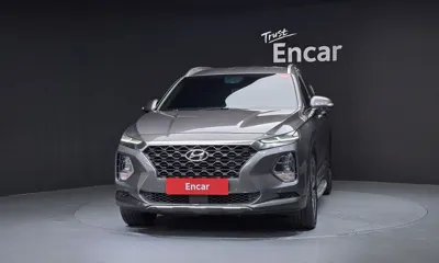 Hyundai Santafe 2019, 215035 км, за 9100.97 USD
