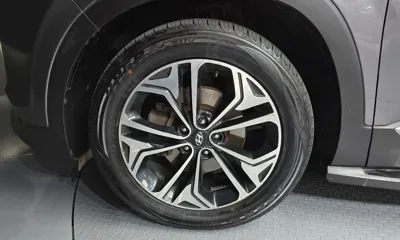 Hyundai Santafe 2019, 215035 км, за 9100.97 USD