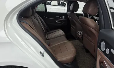 Mercedes-Benz E-Class 2019, 87825 км, за 17545.34 USD - фото 12
