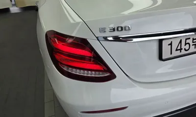 Mercedes-Benz E-Class 2019, 87825 км, за 17545.34 USD - фото 23