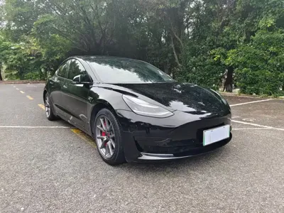 Tesla Model 3 2020, 58000 км, за 14586.91 USD