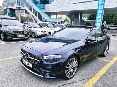 Mercedes-Benz E-Class 2021, 41100 км, за 23565.71 USD