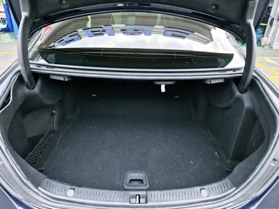 Mercedes-Benz E-Class 2021, 41100 км, за 23565.71 USD - фото 10